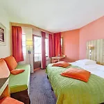 Hotel Les Bruyeres 3*