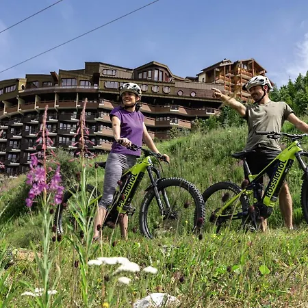 Les Bruyeres فندق Les Menuires