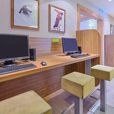 Hotel Les Menuires Les Bruyeres 3* Les Menuires